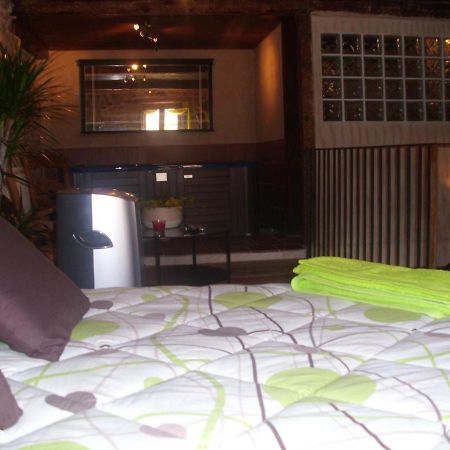 Casa Rural Con Jacuzzi Taberna Del Tio Pedro Cabanas de Polendos Extérieur photo